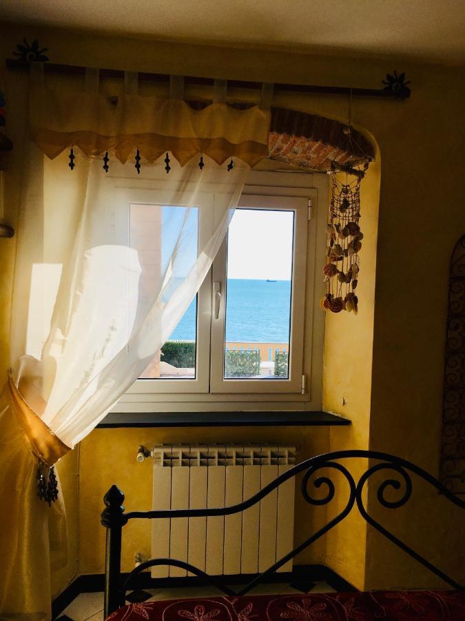 Romantic Sea View Flat In Genova Buitenkant foto